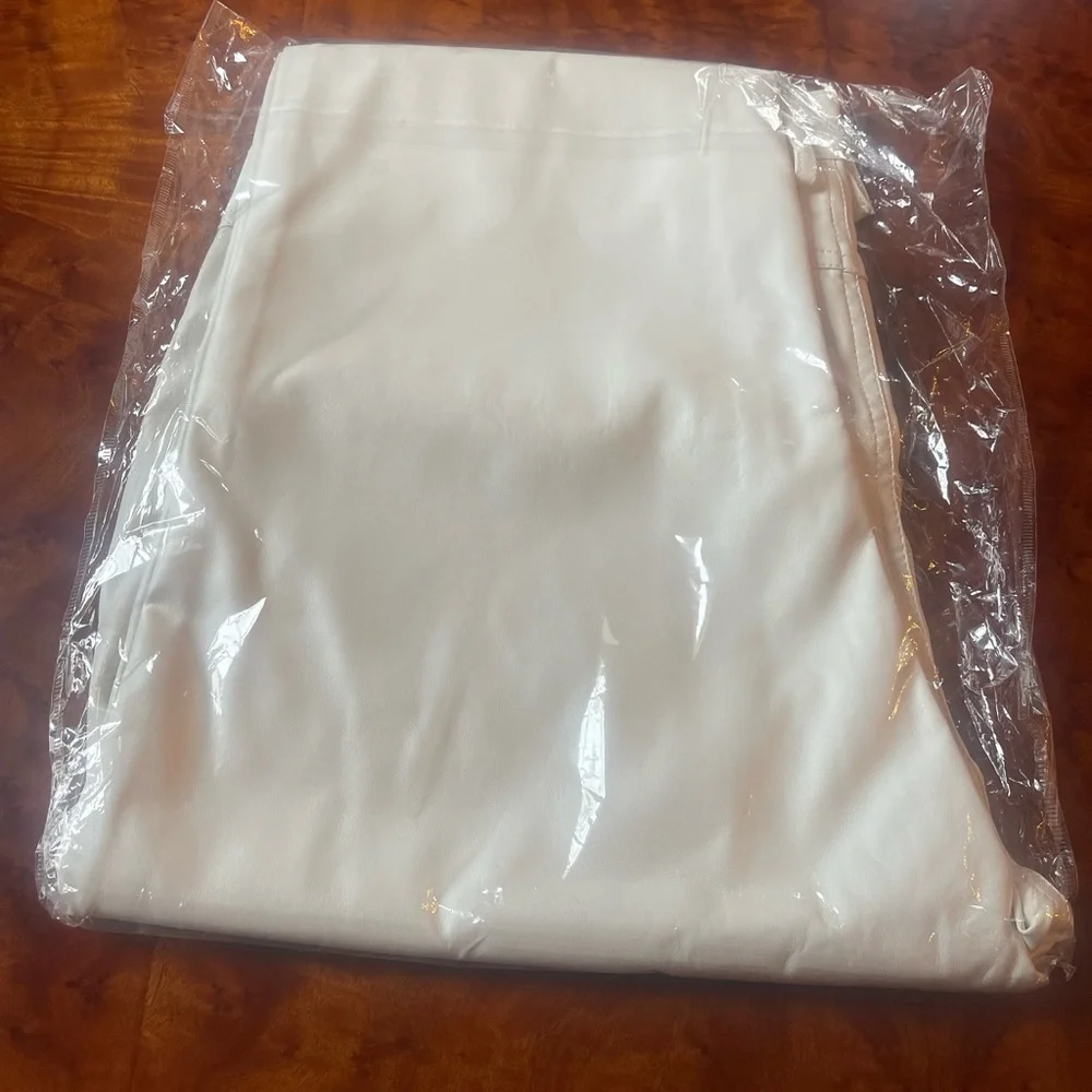 Men’s shiny wet faux leather pants. - Picture 4 of 5